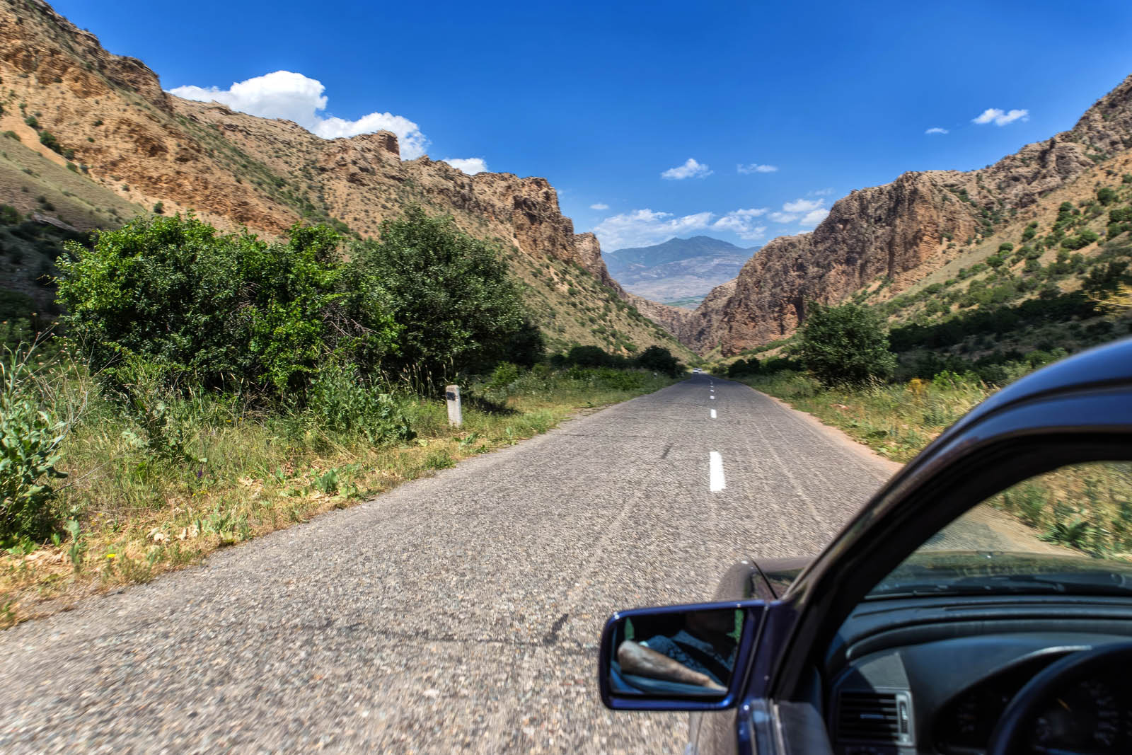 Renting a Car for a Family Vacation in Armenia: What to Consider